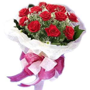  Burdur çiçek satışı  11 adet kırmızı güllerden buket modeli