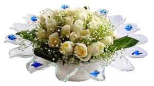  Burdur çiçek online çiçek siparişi  11 adet Beyaz güller özel cam tanzim