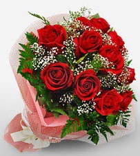 12 adet kırmızı güllerden kaliteli gül  Burdur çiçek siparişi vermek 
